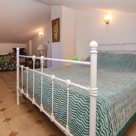Two-bedroom Holiday In Calvi